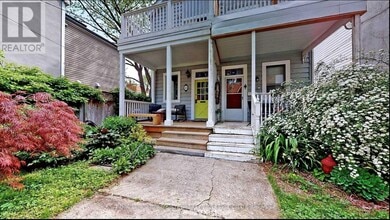 Building Photo - 81 Tiverton Ave