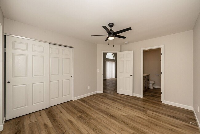 Building Photo - 2666 Liberty Gardens Dr