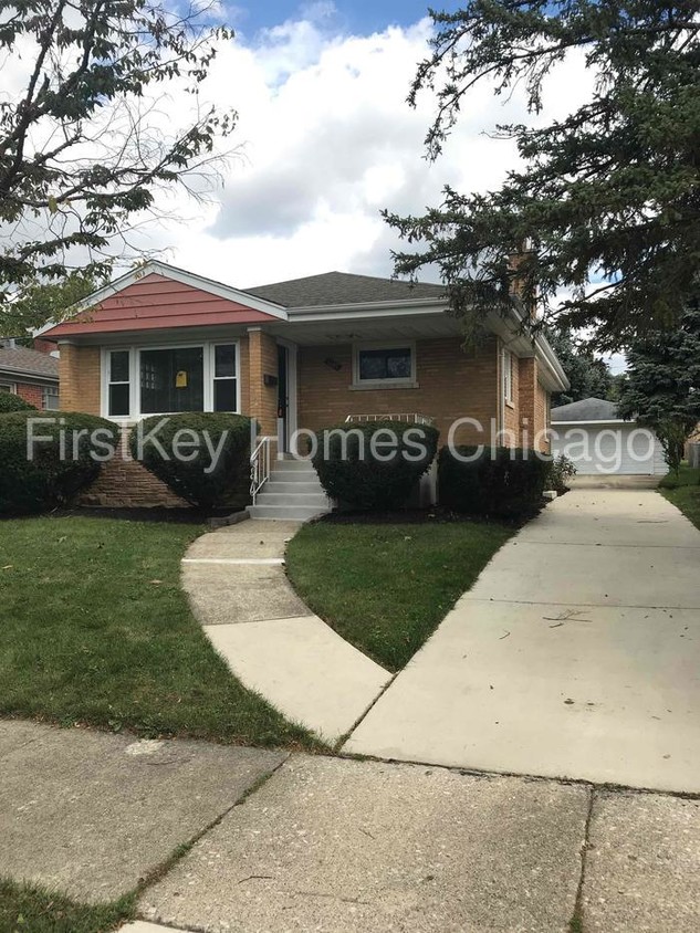 Primary Photo - 1407 Evers Ave