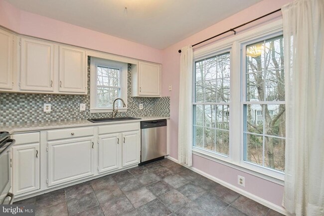 Foto del edificio - 1565 Church Hill Pl