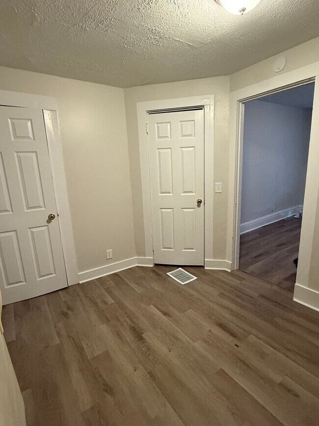 Foto del edificio - Avenue B