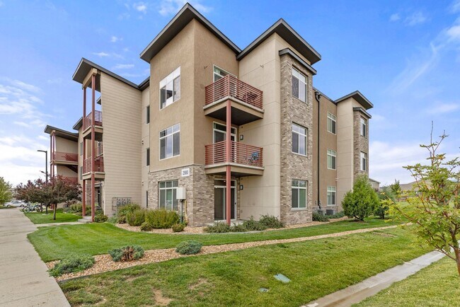 Foto del edificio - Clean and Modern Ground-Floor Condo with C...