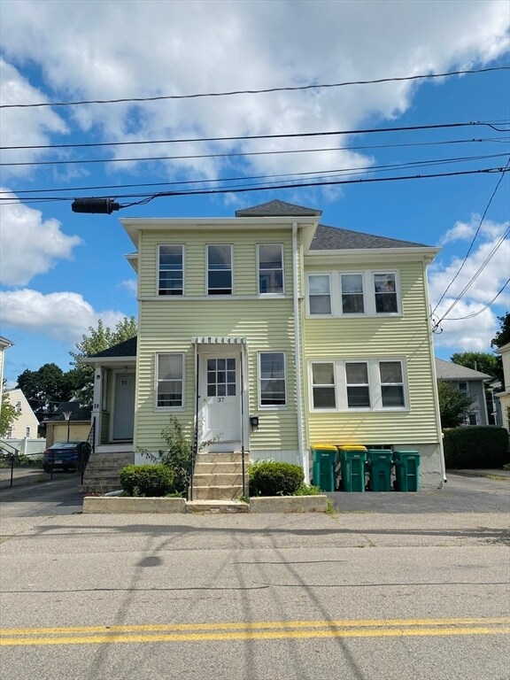 Primary Photo - 37 Walnut Ave