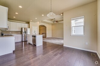 Building Photo - 599 Vermilion Peak Dr