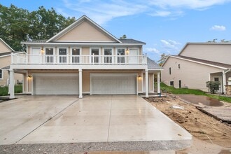 Building Photo - 17545 Beechwood Ln