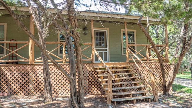 Building Photo - 125 Walnut Grove Rd