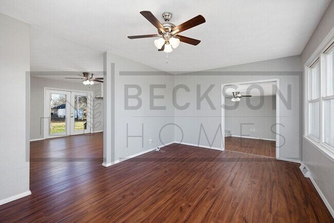 Foto del edificio - 5812 West Byp