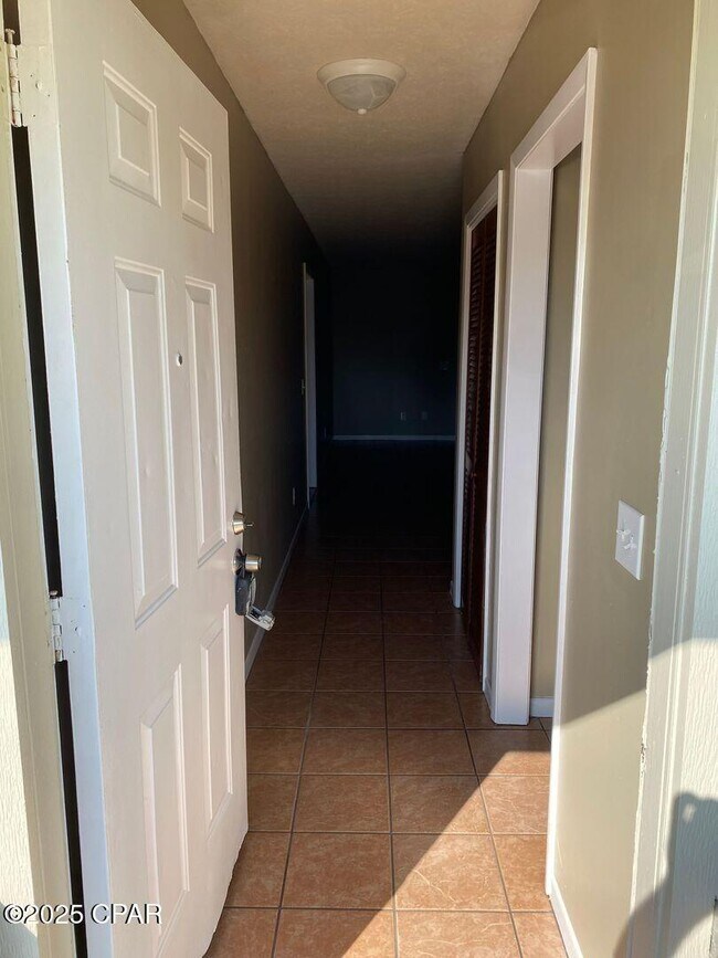 Foto del edificio - 1930 W 24th St