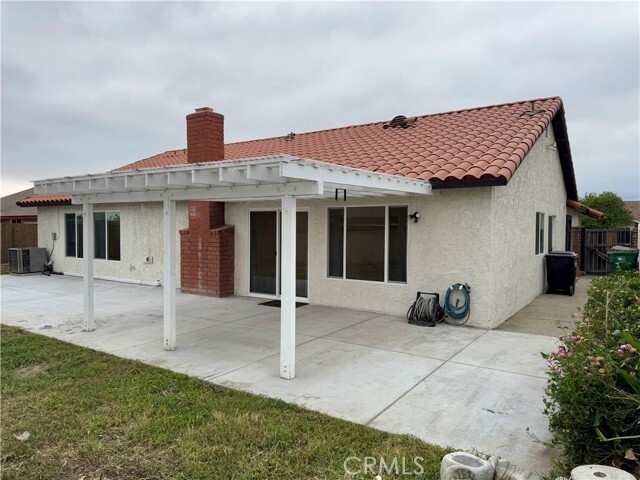Building Photo - 12607 Sholander Ave