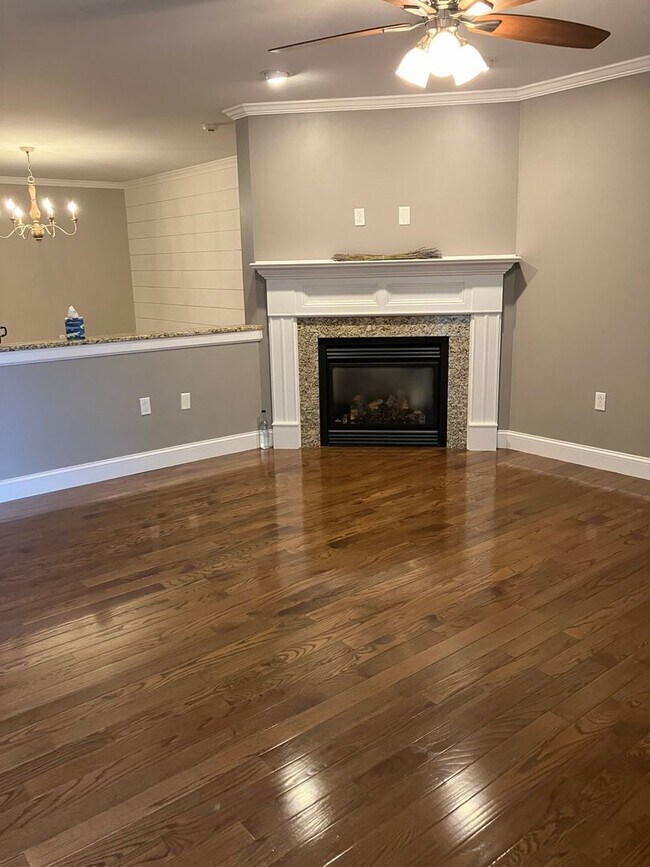 Foto del edificio - 3 Bedroom 2.5 Bath Townhome in Archbald, PA