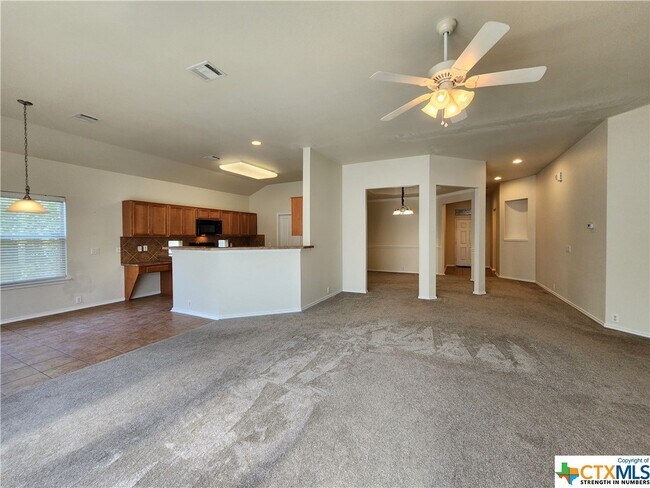 Foto del edificio - 668 Rooster Run