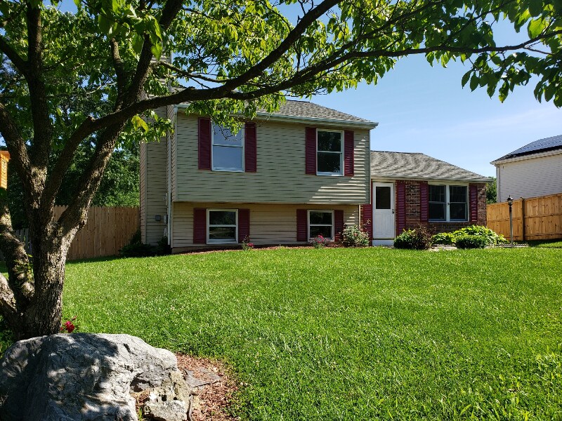 1487 Eden Dr, Frederick, MD 21701 House Rental in Frederick, MD