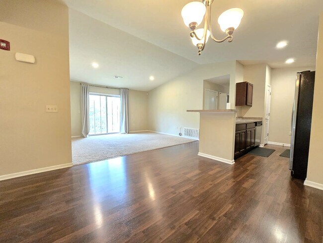 Foto del edificio - 5640 Irish Way