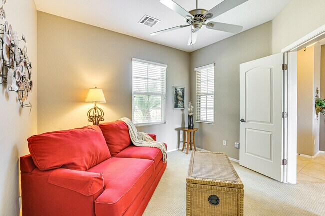 Foto del edificio - 22410 N Arrellaga Dr