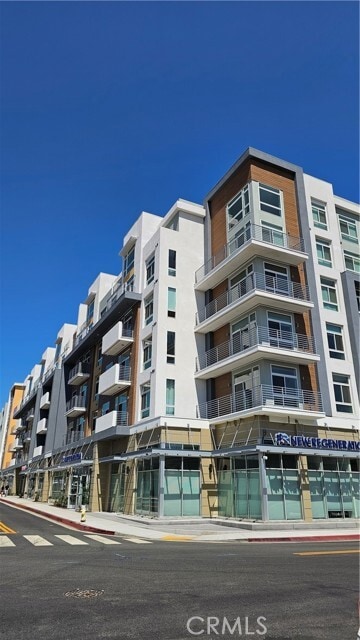 Building Photo - 168 S Monterey St