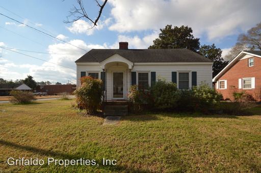Primary Photo - 301 W Franck St