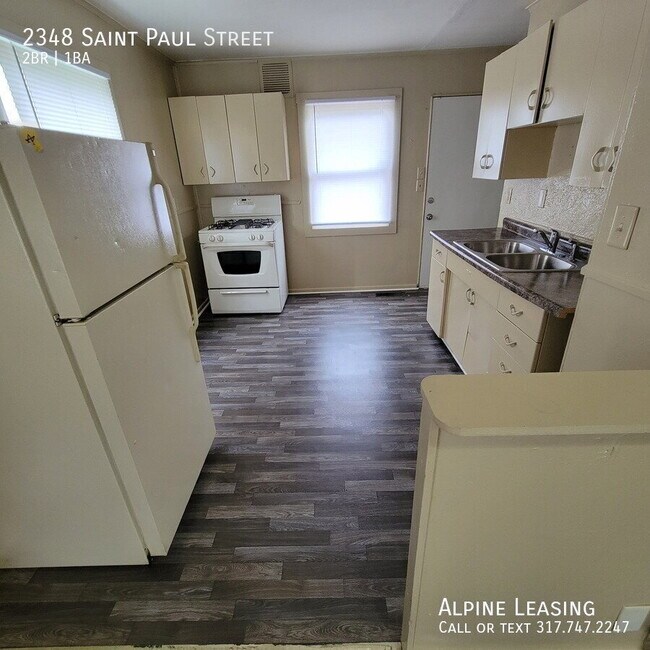 Foto del edificio - 2348 St Paul St