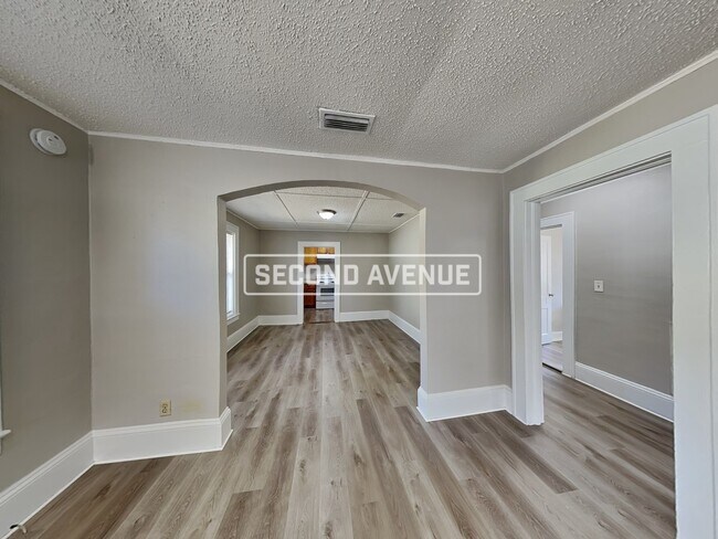 Foto del edificio - 2911 W 16th ST