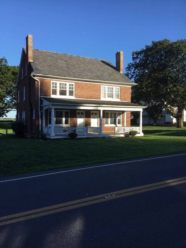 Primary Photo - 3 br, 1.5 bath House - 2088 NEW DANVILLE PIKE