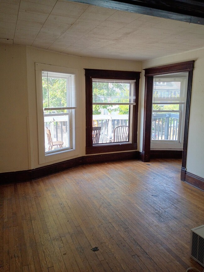 Foto del edificio - 511 W Mifflin St