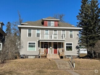 Building Photo - 2107-2107 E 5th St