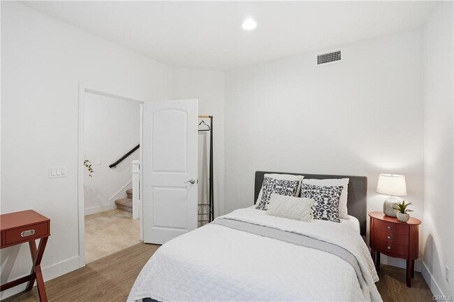 Foto del edificio - 869 Coriander Ln