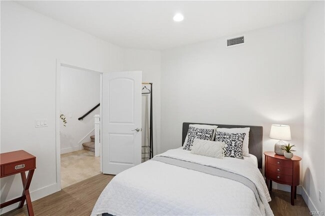 Building Photo - 869 Coriander Ln