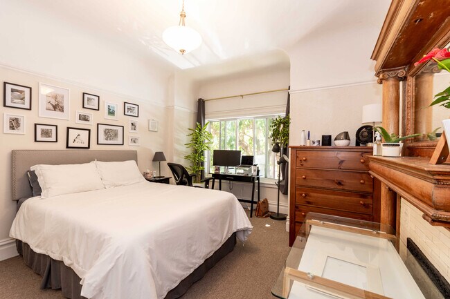 Foto del edificio - 304 Waller St