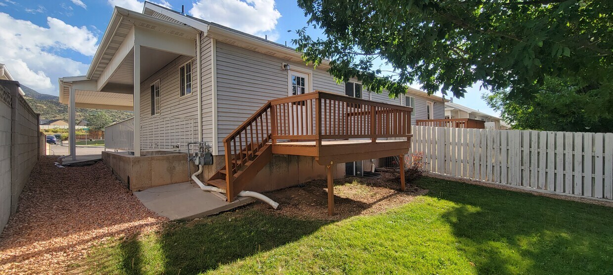 Building Photo - 310 W 1150 S