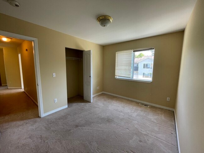 Building Photo - 4251 Archer Dr