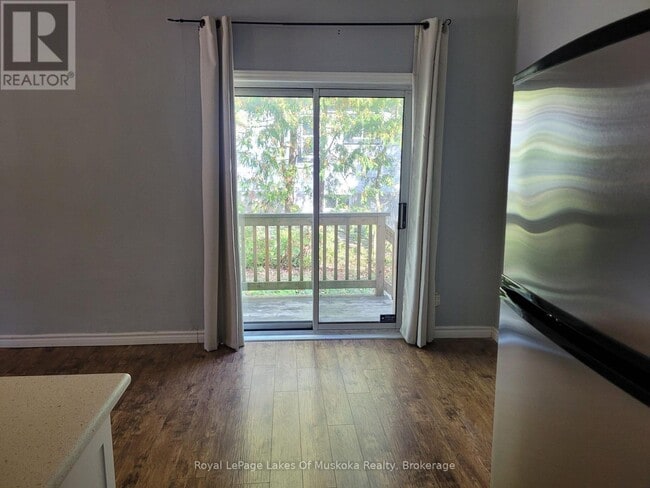 Photo du bâtiment - 227 Nottawasaga St