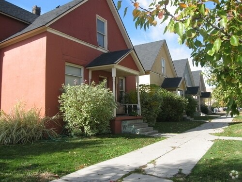 Building Photo - 401 W Broad St