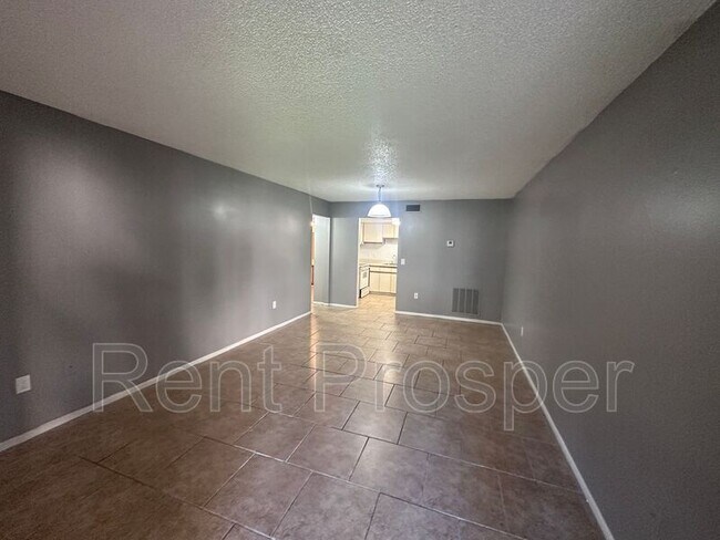 Building Photo - 4267 S Semoran Blvd