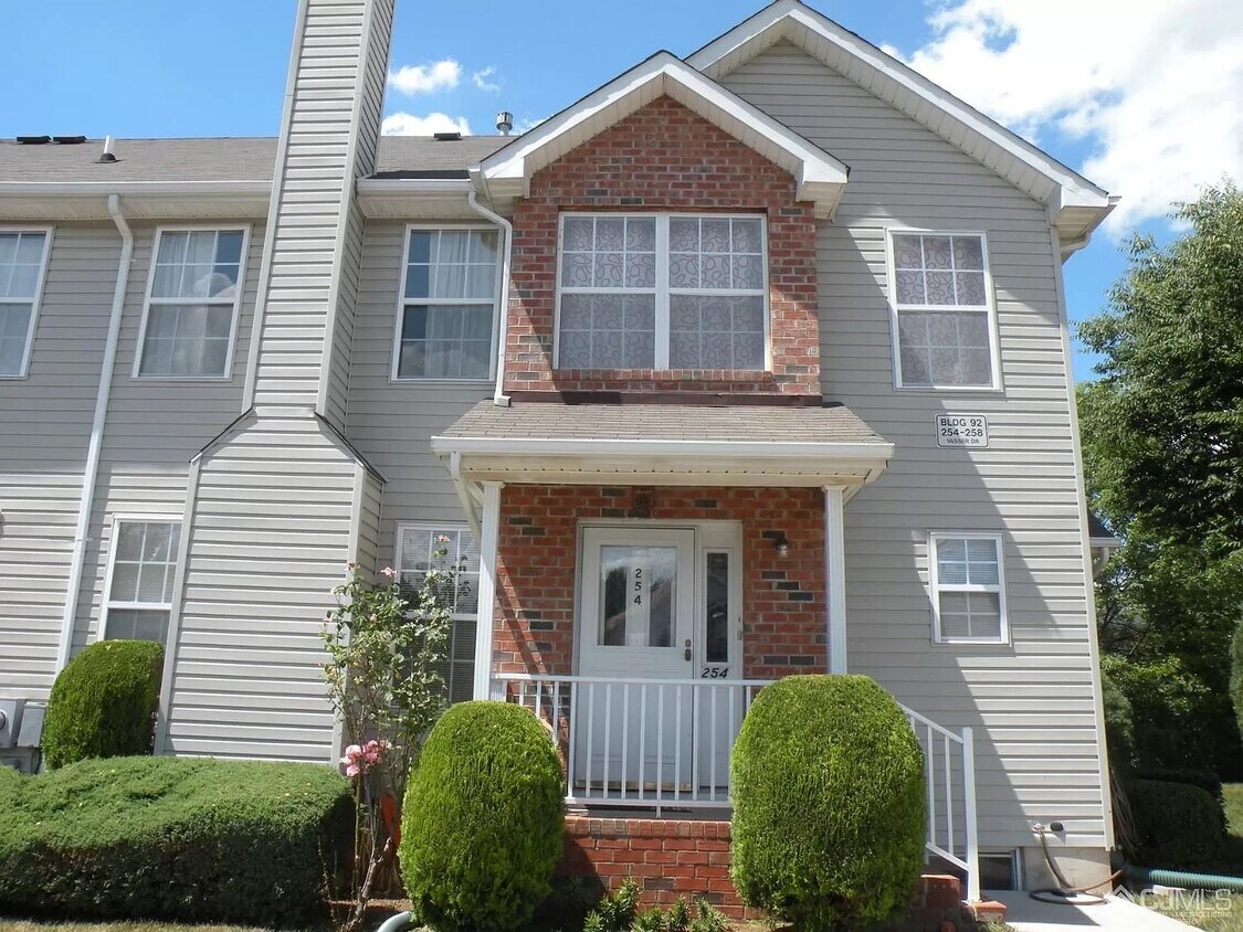 254 Vasser Dr, Piscataway, NJ 08854 Townhome Rentals in Piscataway NJ
