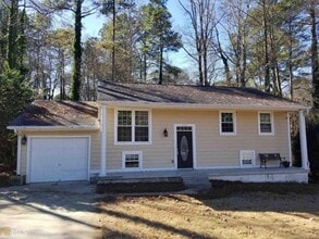 Building Photo - 402 Hip Pocket Rd