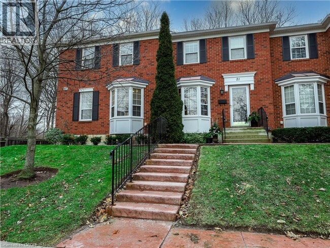 Building Photo - 2390 Woodward Ave