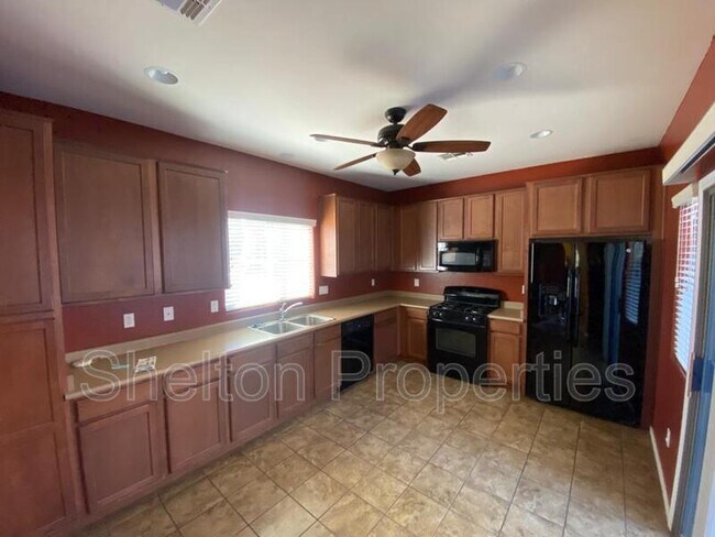 Foto del edificio - 2539 N 149th Ave