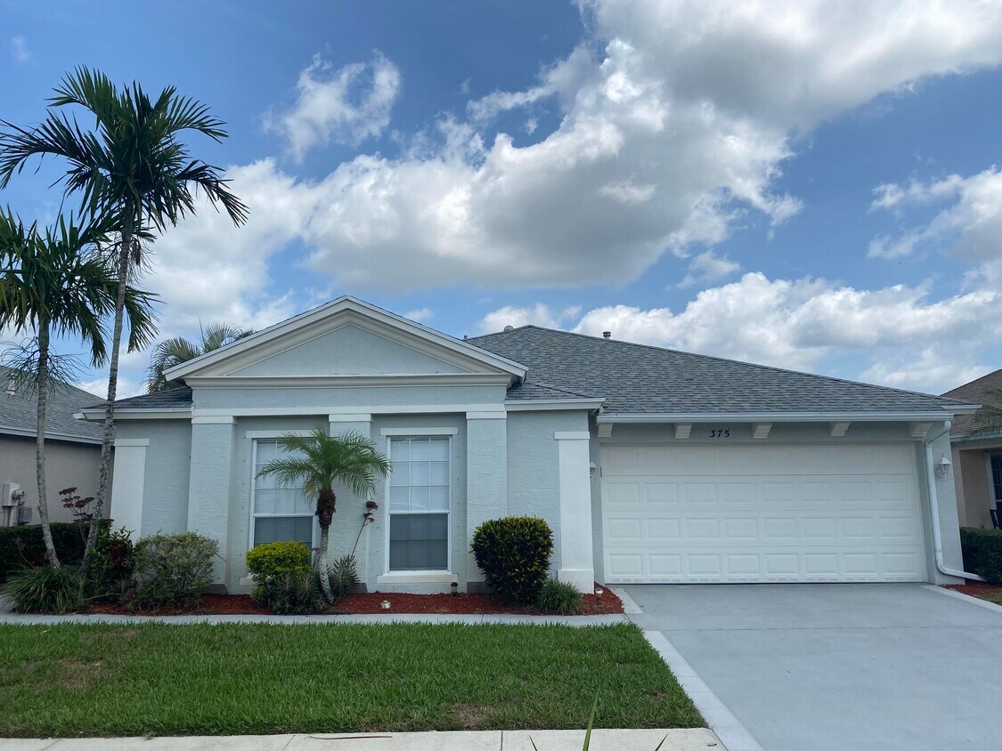 Foto principal - 375 SW North Shore Blvd