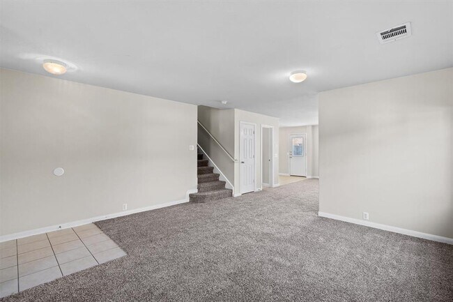 Foto del edificio - 608 Arrowood Pl