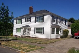 Building Photo - 317 NW 27th St