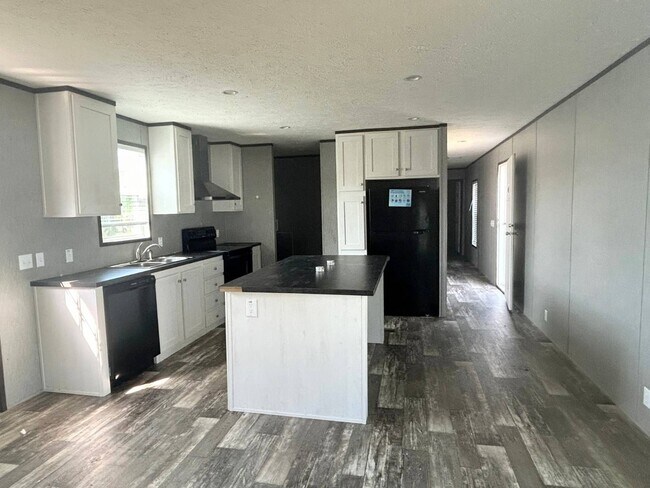 Foto del edificio - 575 Payne Creek