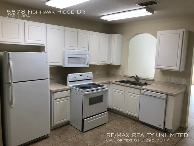 Foto del edificio - 5878 Fishhawk Ridge Dr Lithia 33547