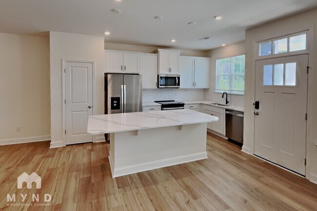 Foto del edificio - 1518 Cedar Tree Dr
