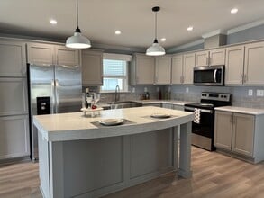 Building Photo - 18 Calypso Cay