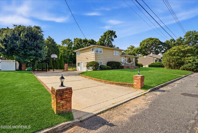 Foto del edificio - 38 Hilltop Rd