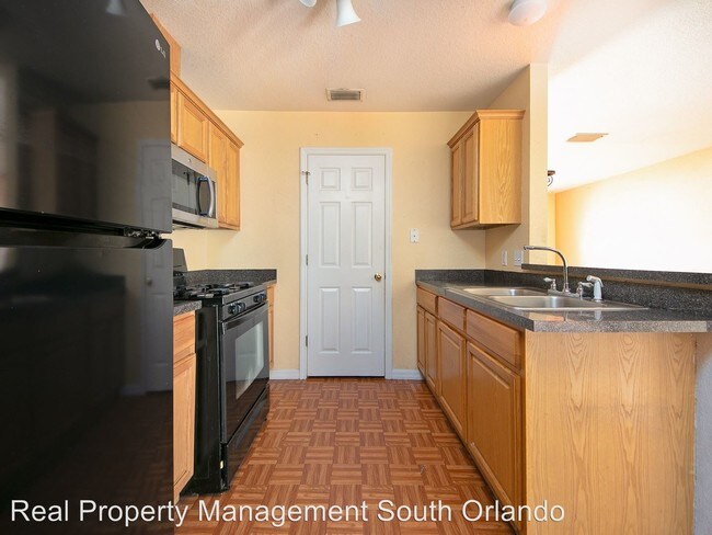 Foto del edificio - 3 br, 2 bath House - 402 W 10th St