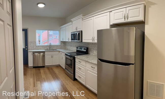 Building Photo - 2 br, 1.5 bath House - 412 Sample Street