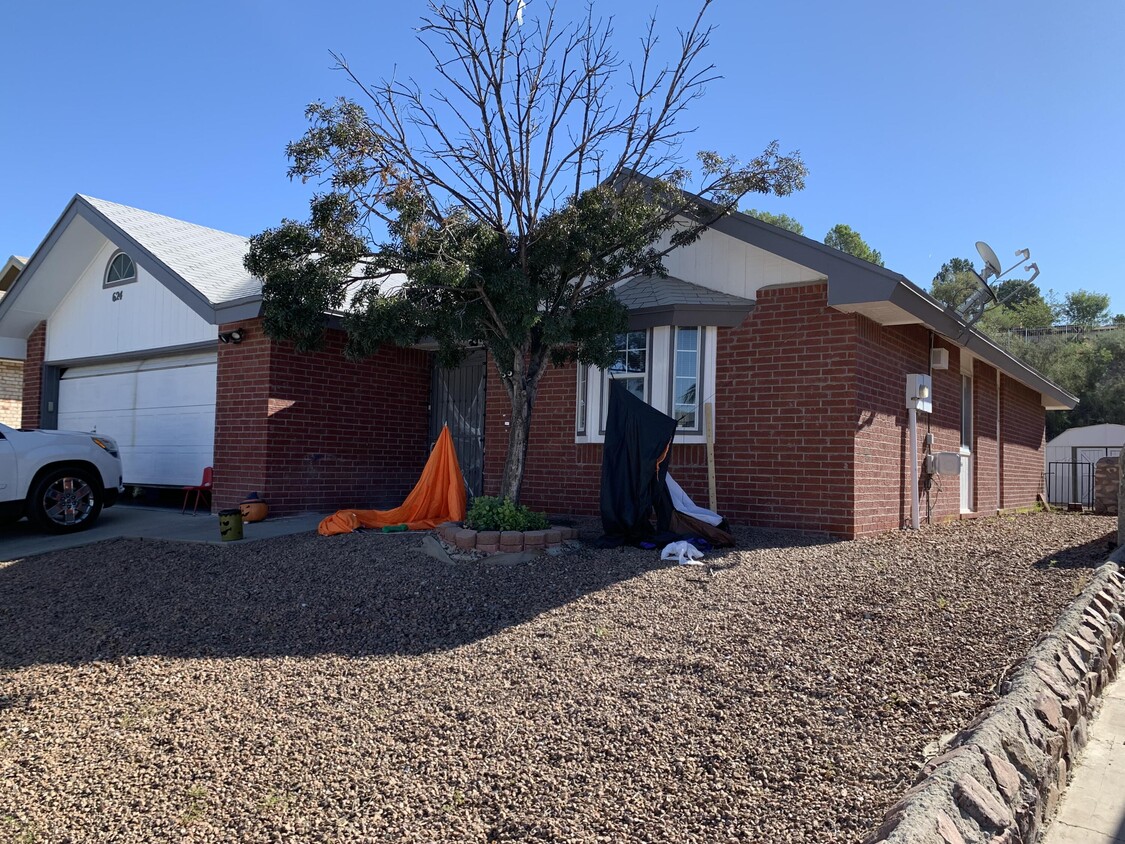 624 Merriman Dr, El Paso, TX 79912 House for Rent in El Paso, TX