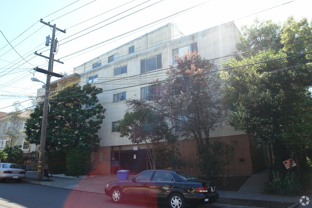 Foto del edificio - 1812 Delaware St
