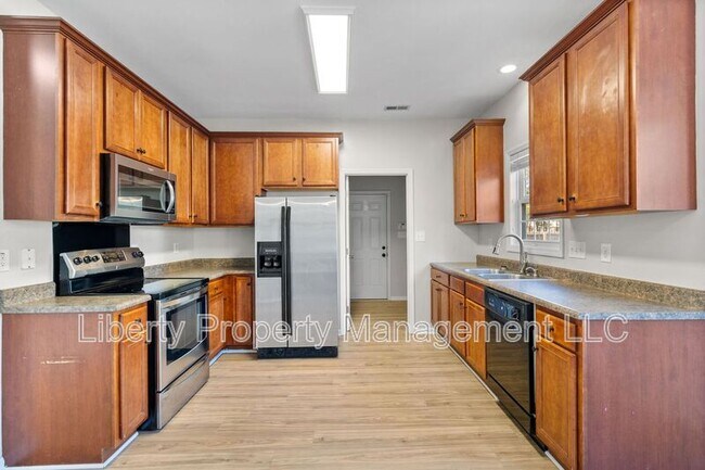 Building Photo - 47 Strike Eagle Dr